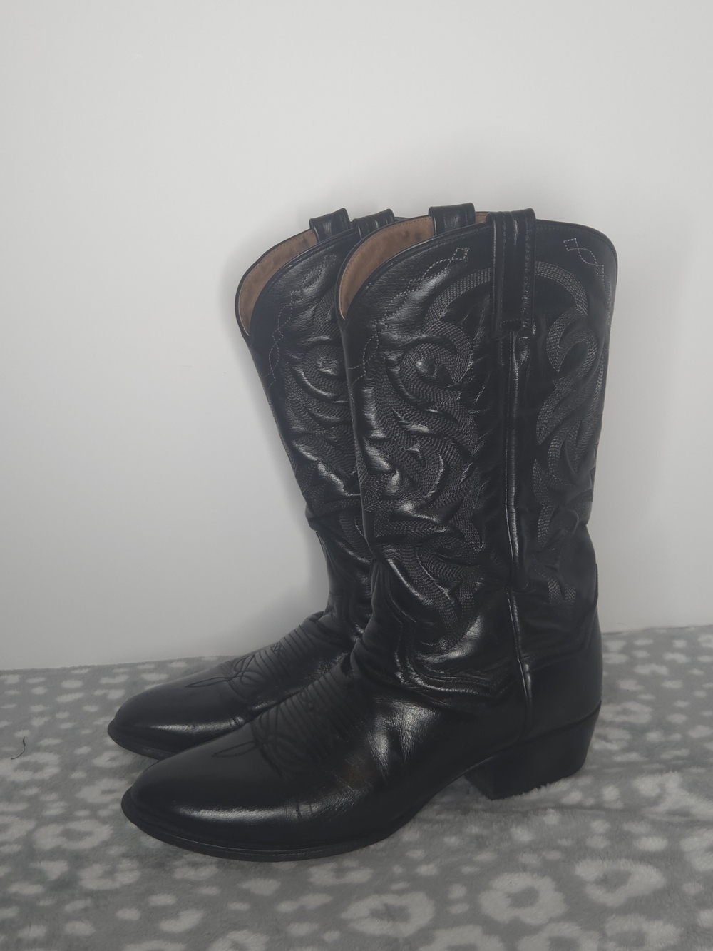 Vintage Dan Post Black Leather Cowboy Boots
